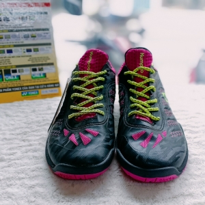 Giày cầu lông Kumpoo KH D82 đen hồng - Size: 40