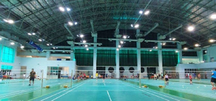 Sân cầu lông quận 11 - Nhà tập luyện TDTT Phú Thọ