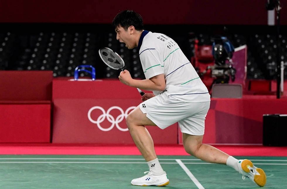 Tay vợt cầu lông Đơn Nam Heo Kwang Hee