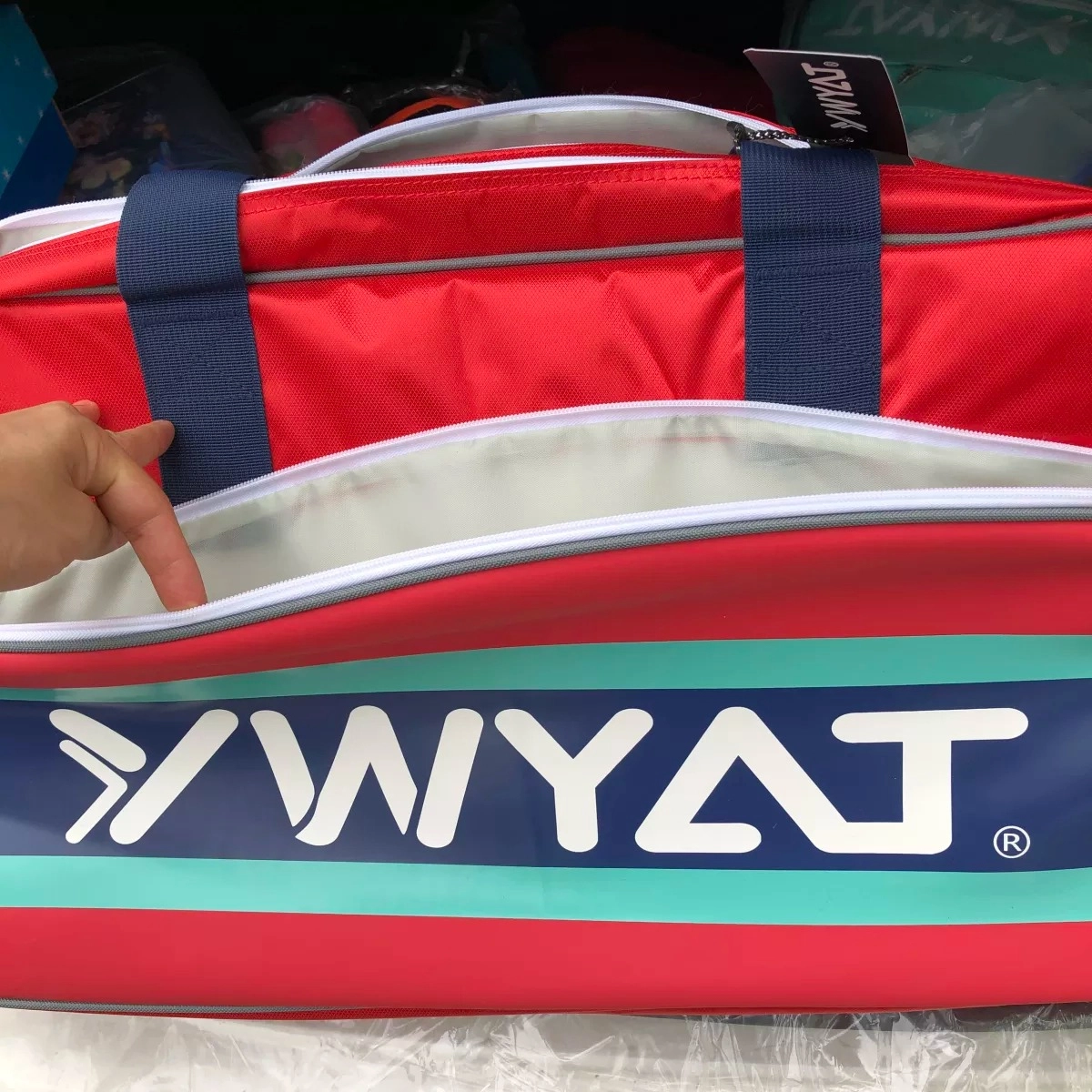 Túi cầu lông Ywyat CF-996 Đỏ - Gia công